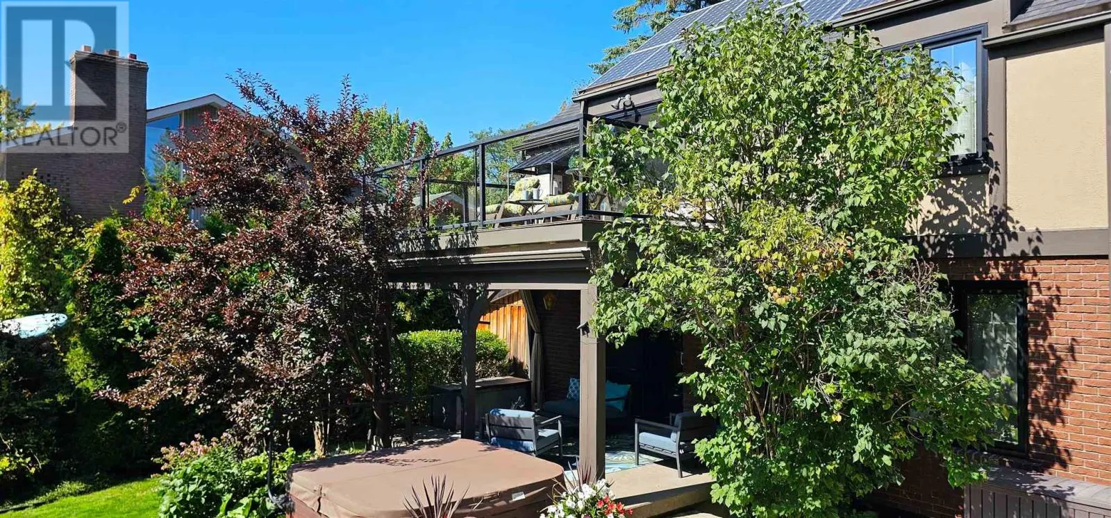471 MacDonald AVE