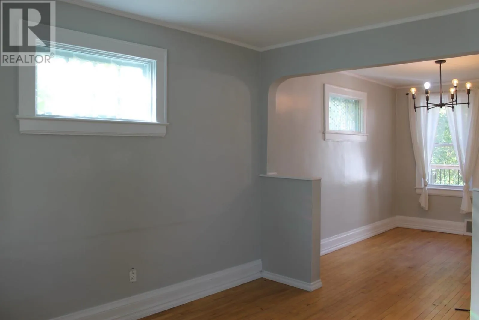 421 John ST