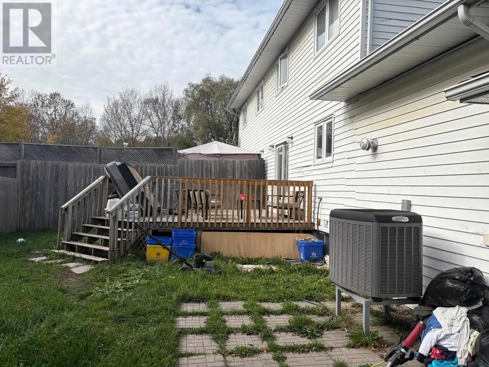 239 Langdon RD