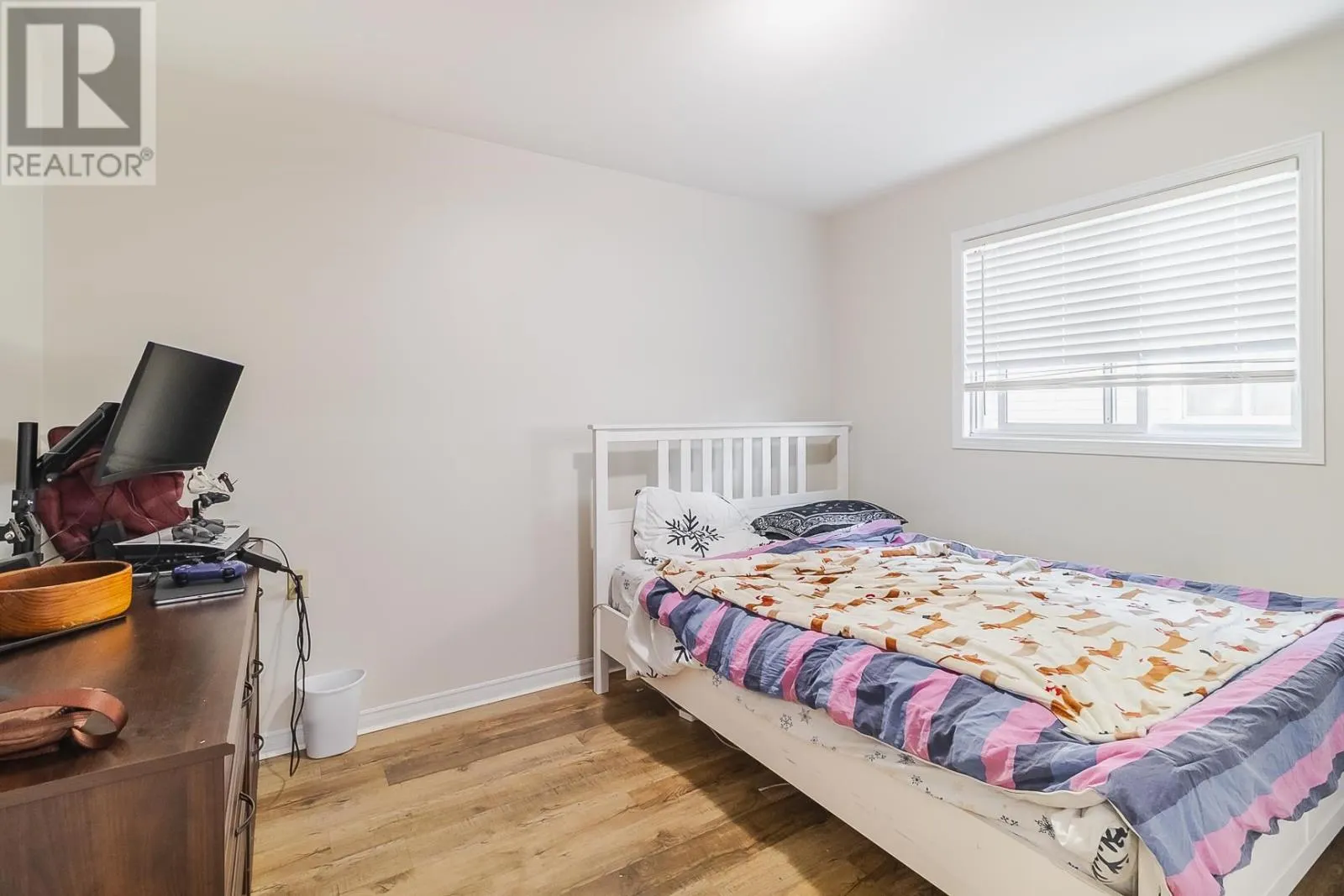 110-112 East Balfour ST