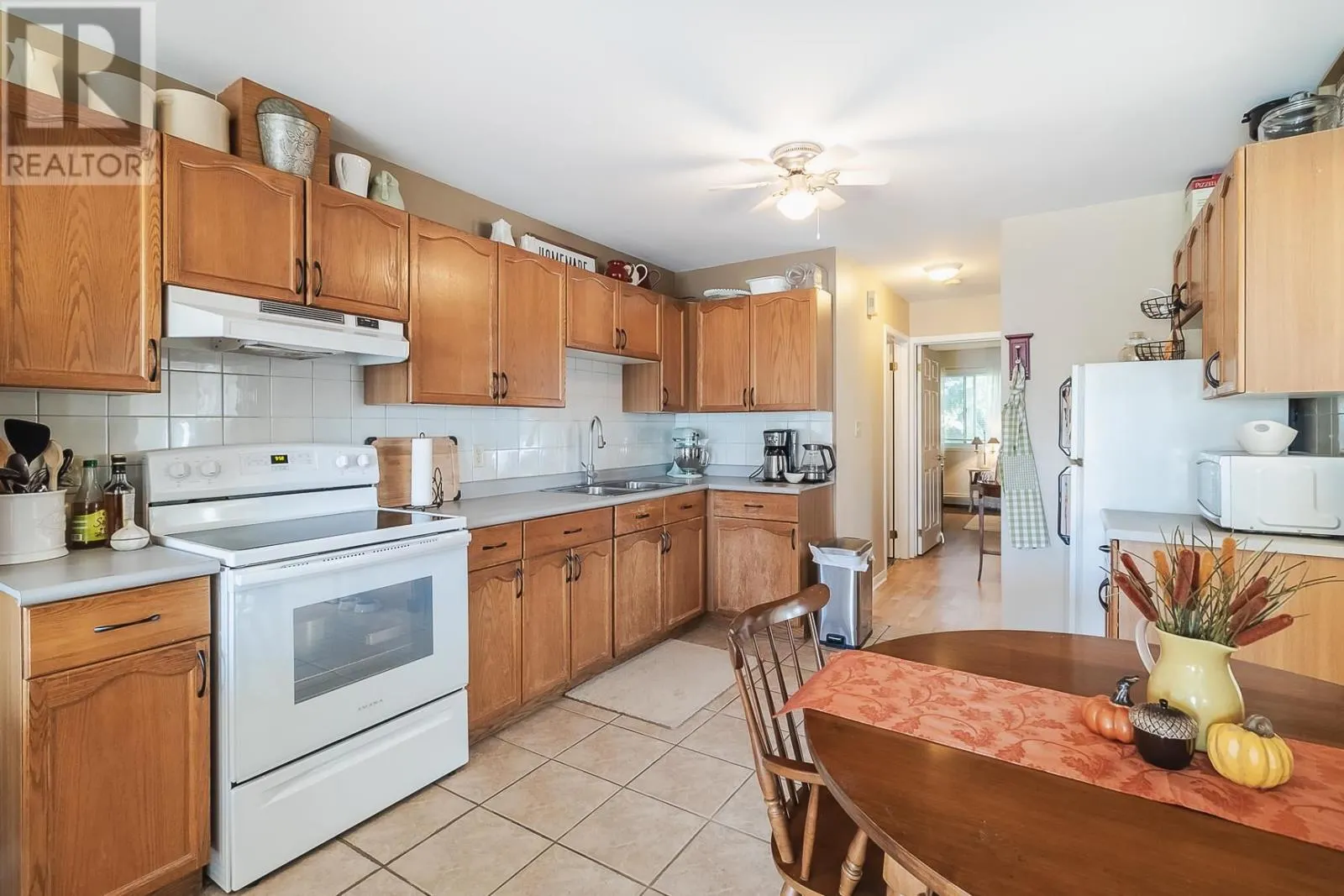 110-112 East Balfour ST