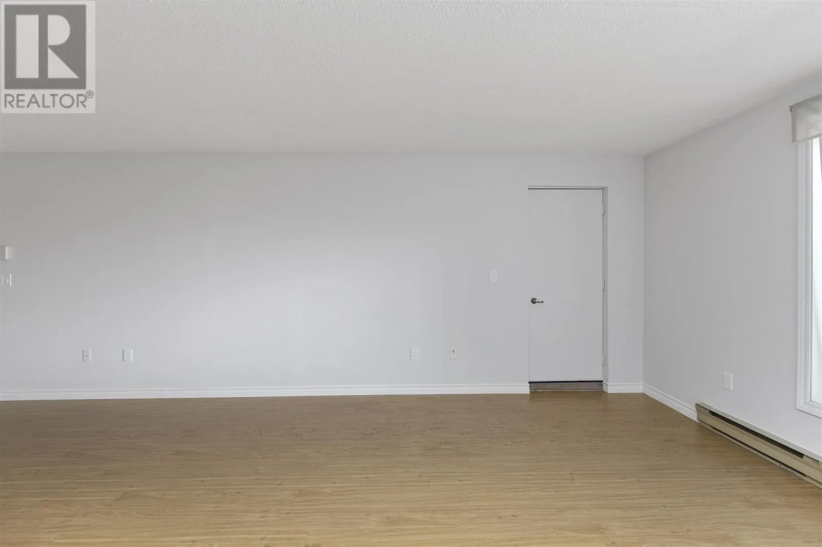 313 MacDonald AVE # 309