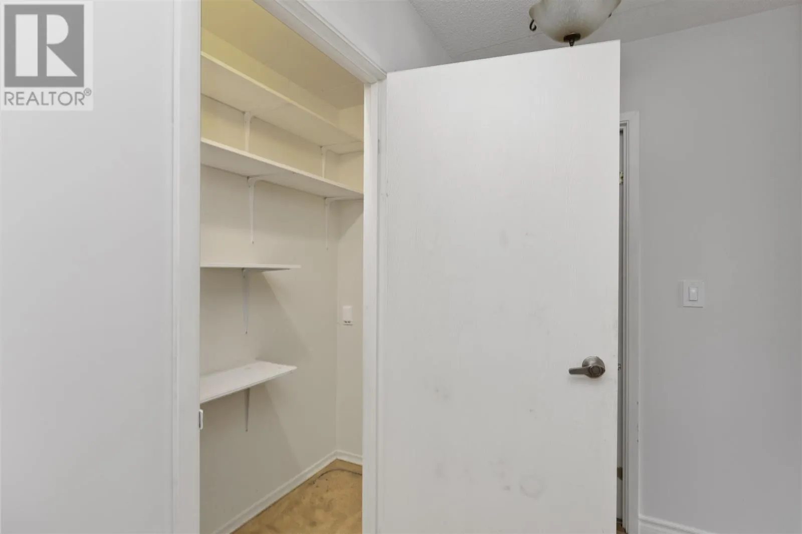 313 MacDonald AVE # 309