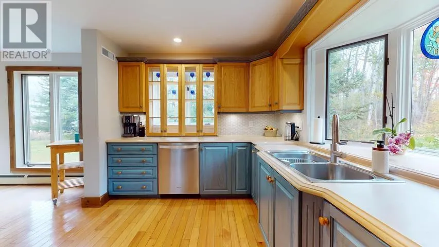 200 Watson RD