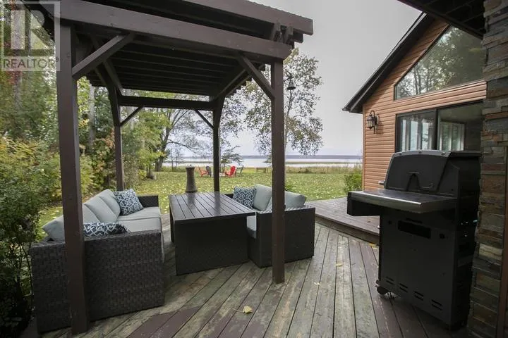 200 Watson RD
