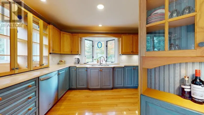200 Watson RD