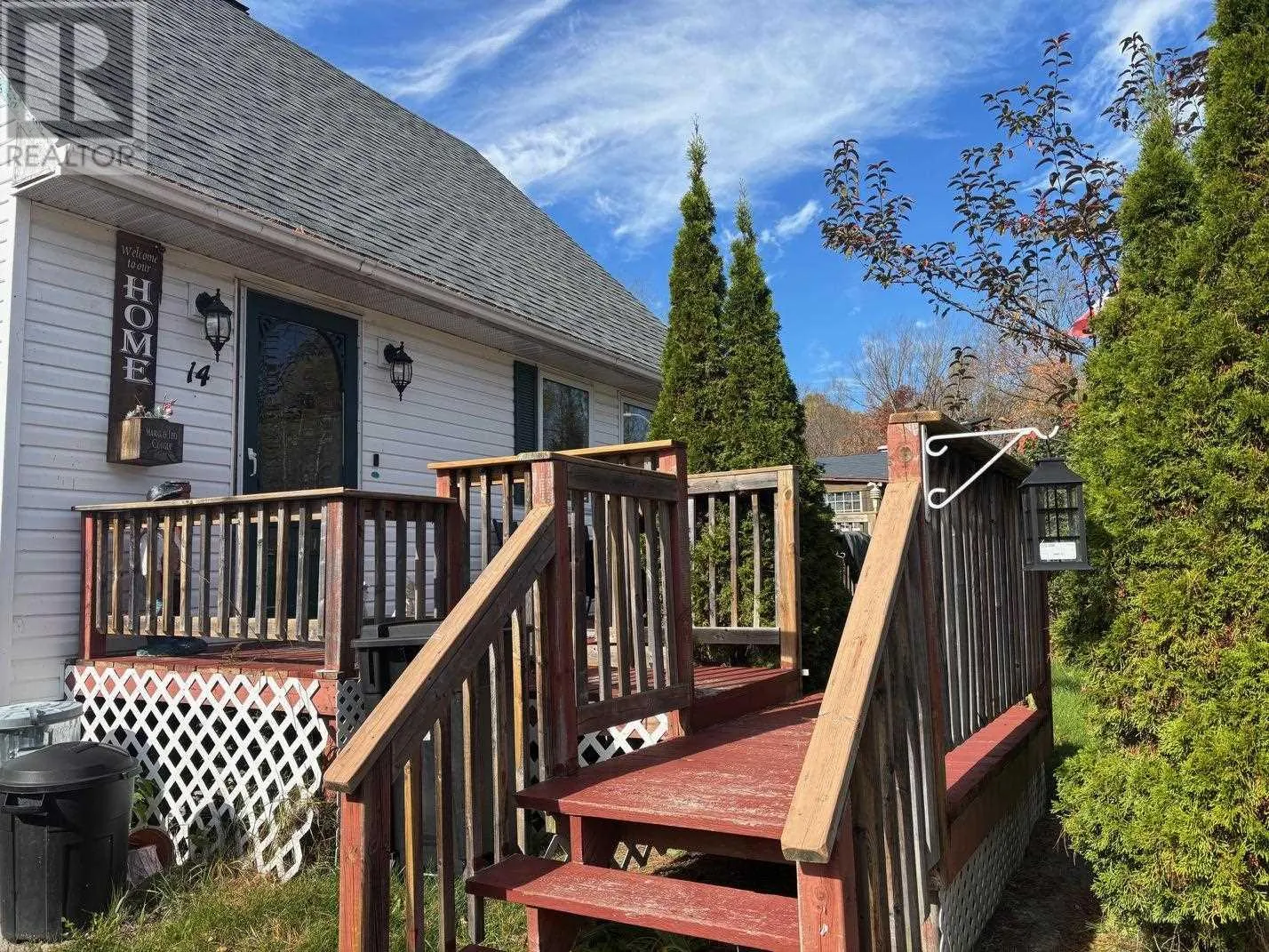 14 Cutler AVE