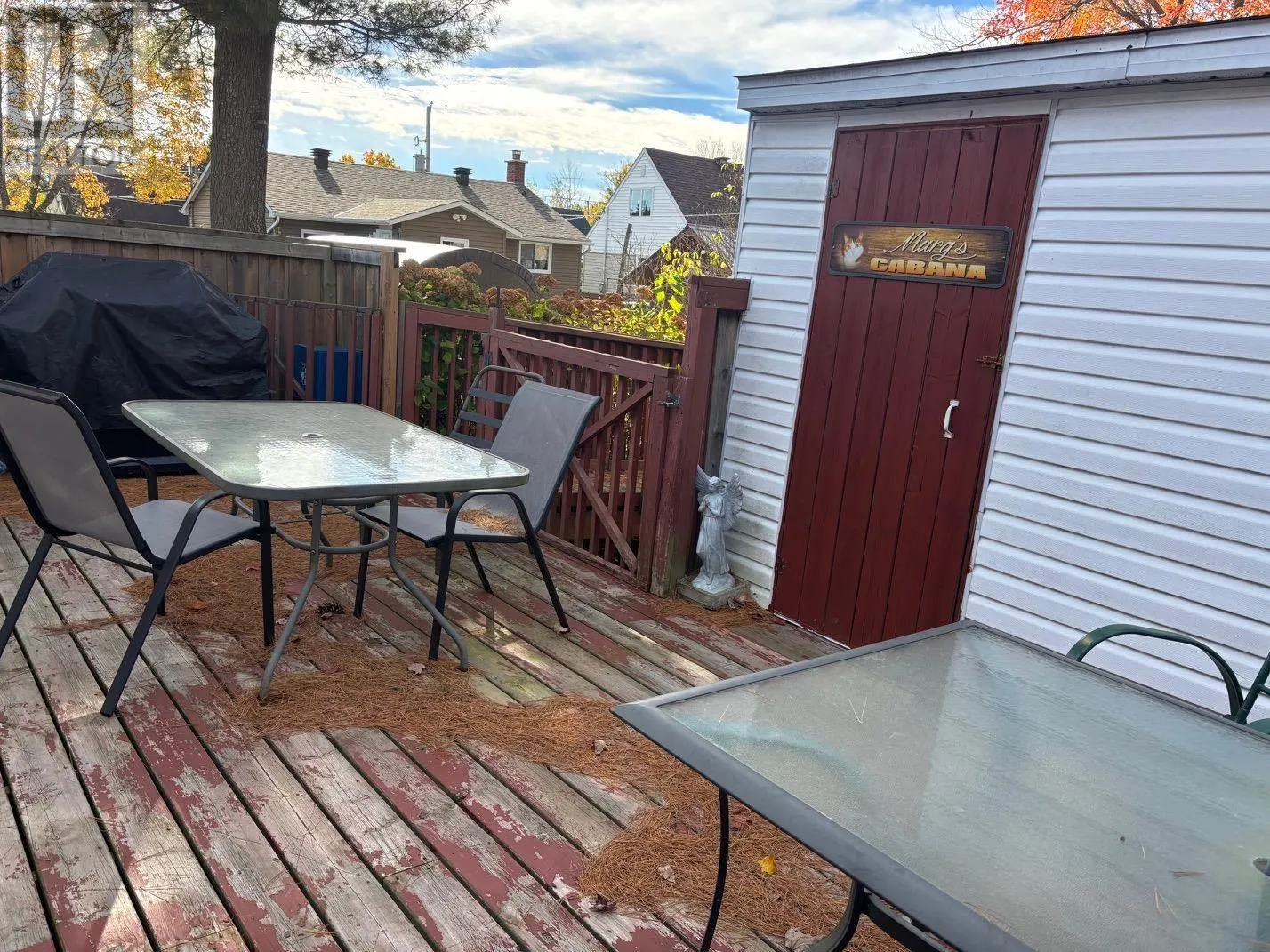 14 Cutler AVE