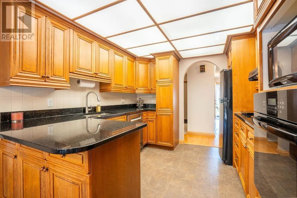 68 Prince Charles CRES