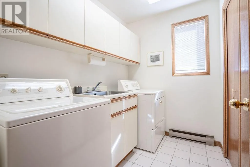 68 Prince Charles CRES