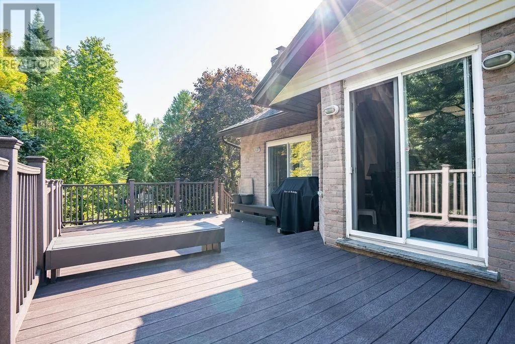 68 Prince Charles CRES