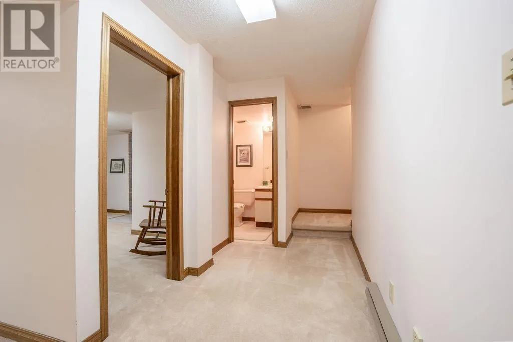 68 Prince Charles CRES