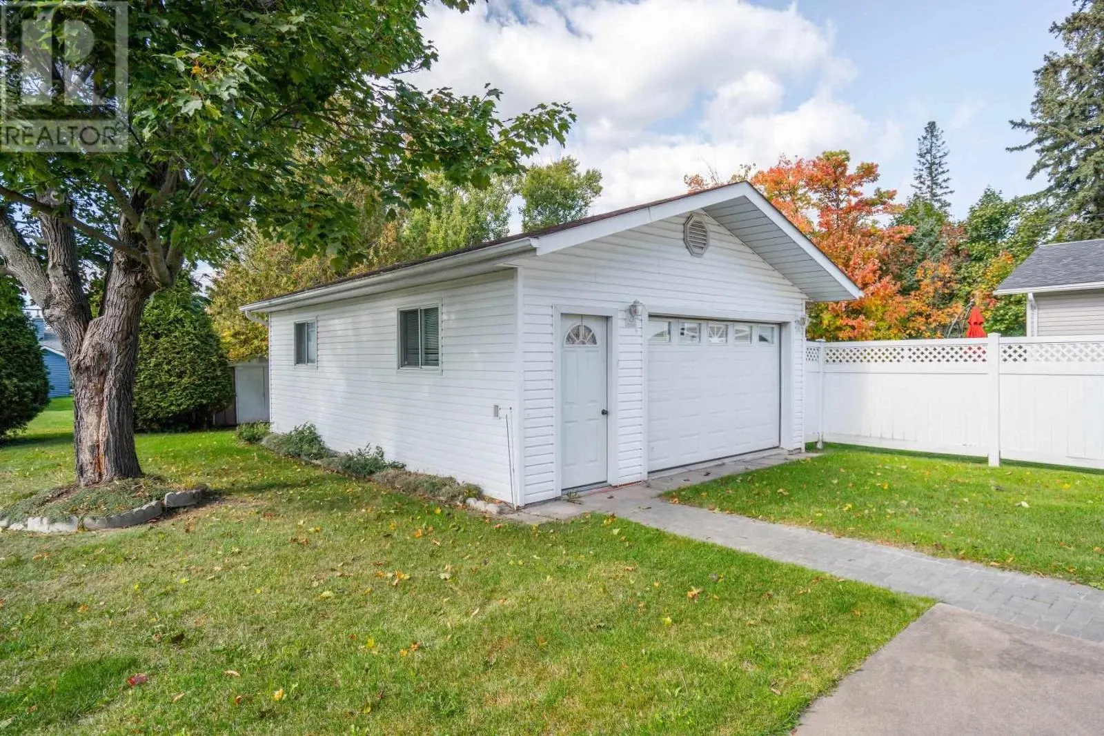 193 Reid ST