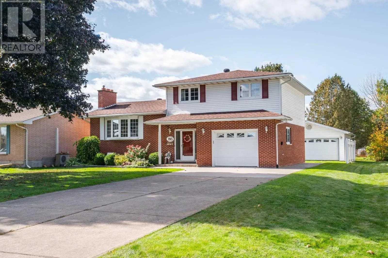 193 Reid ST