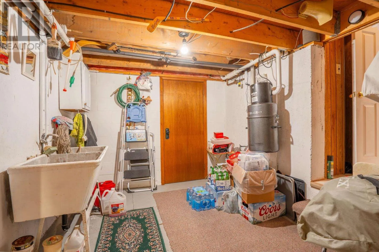 193 Reid ST