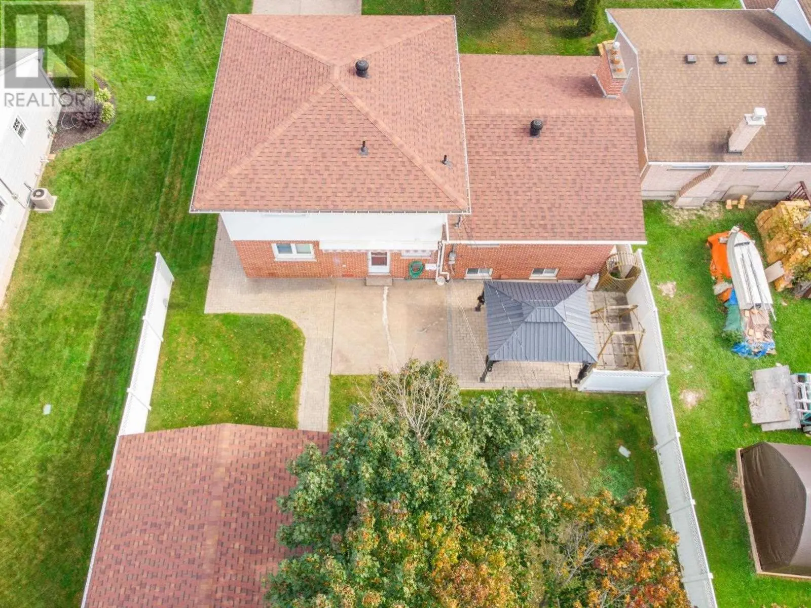 193 Reid ST