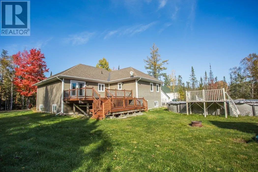 90 Parkewood DR