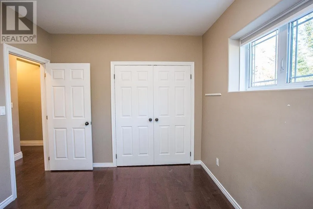 90 Parkewood DR