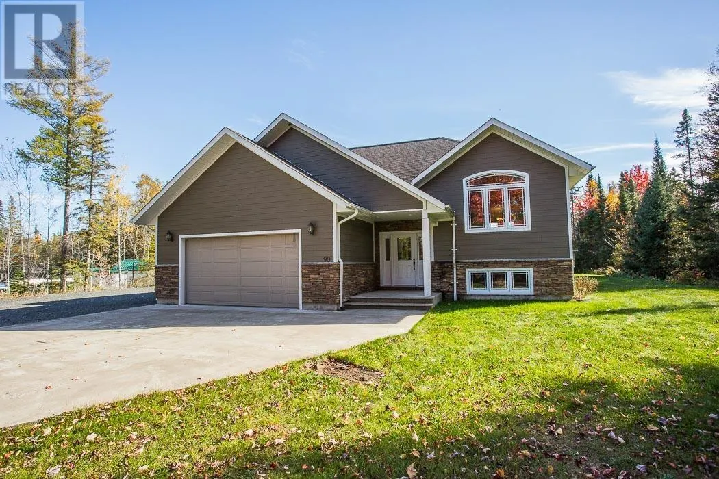 90 Parkewood DR