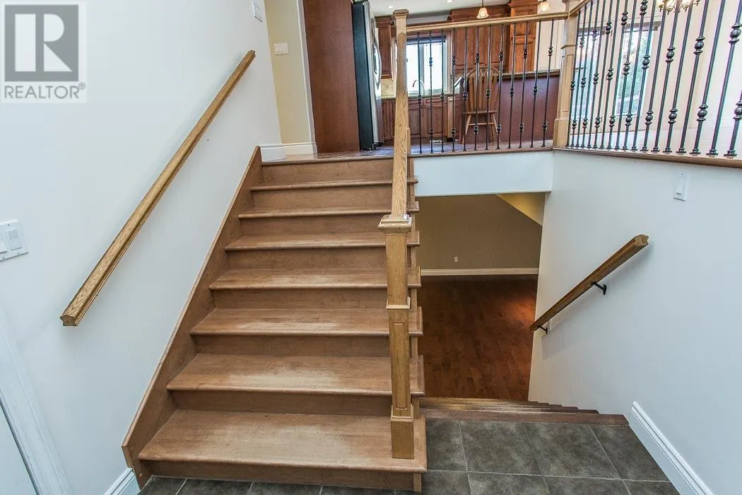90 Parkewood DR