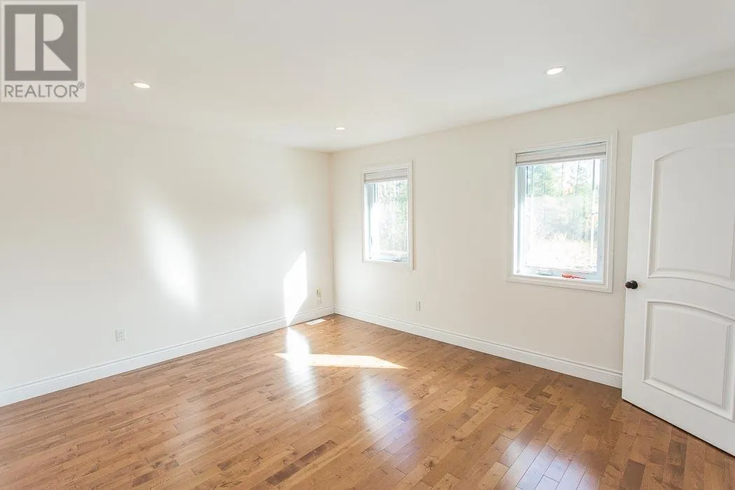 90 Parkewood DR