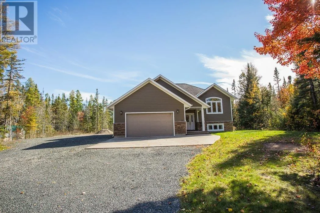 90 Parkewood DR
