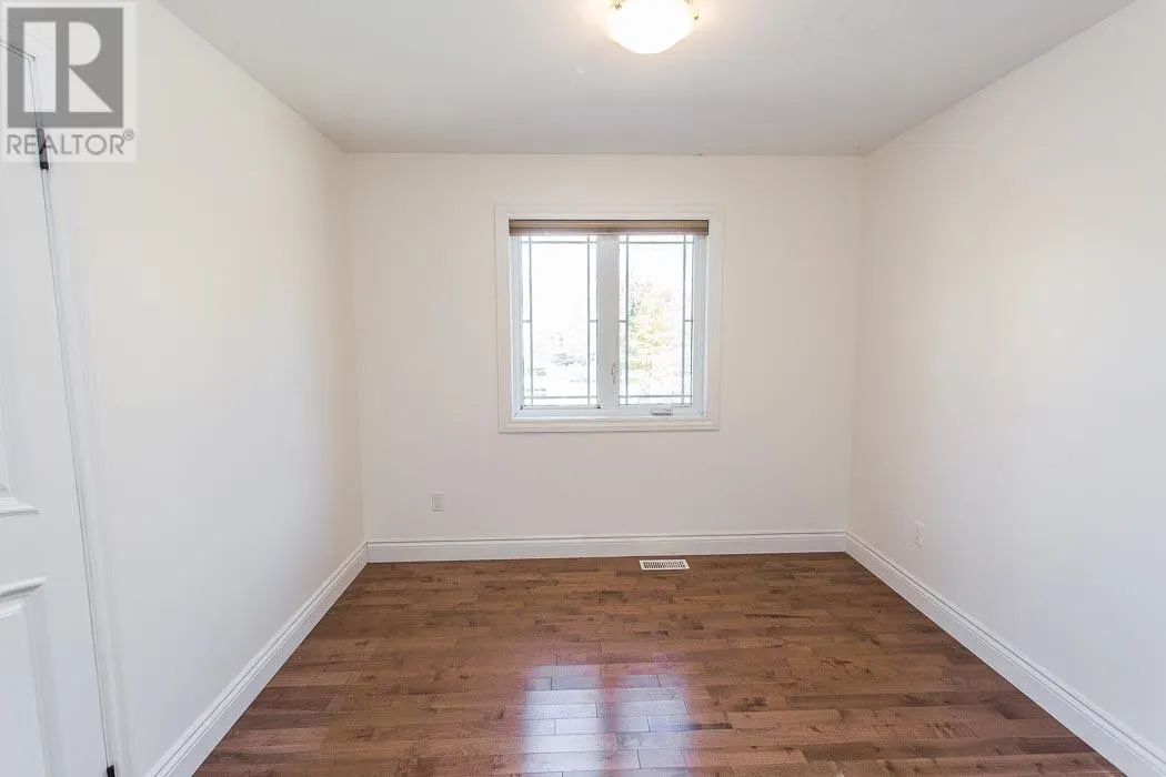90 Parkewood DR