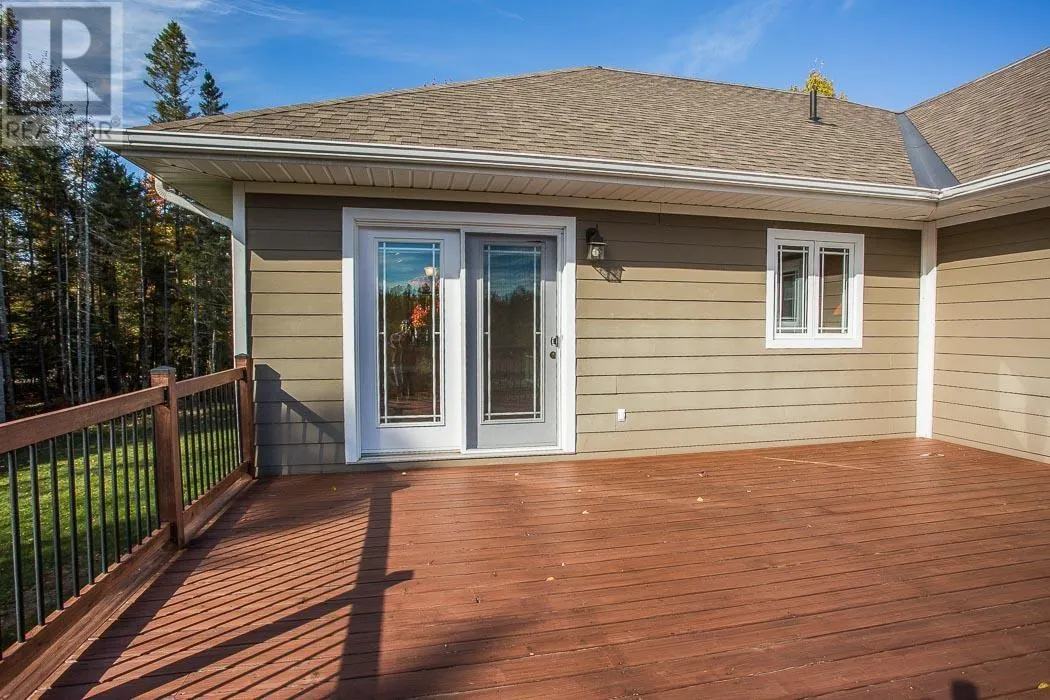90 Parkewood DR