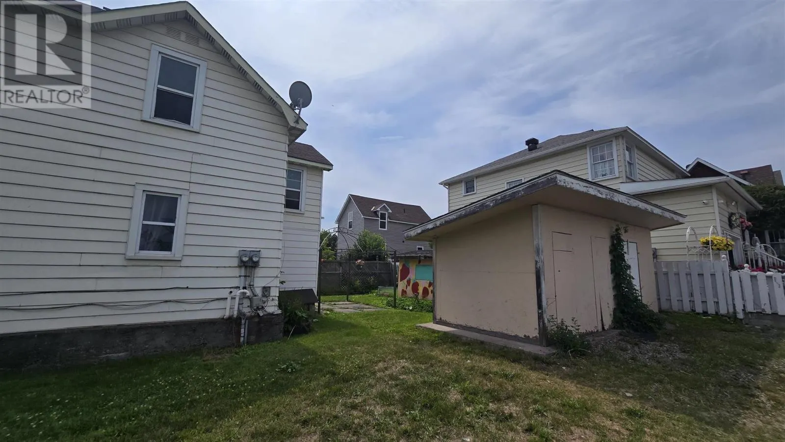 169 Huron ST