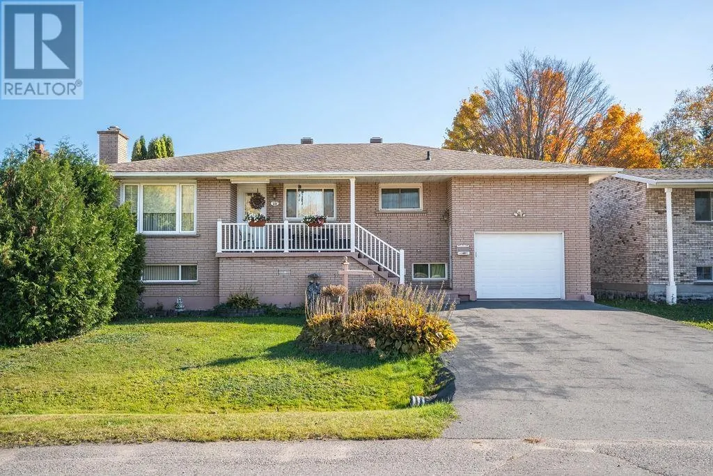 20 Admiral DR