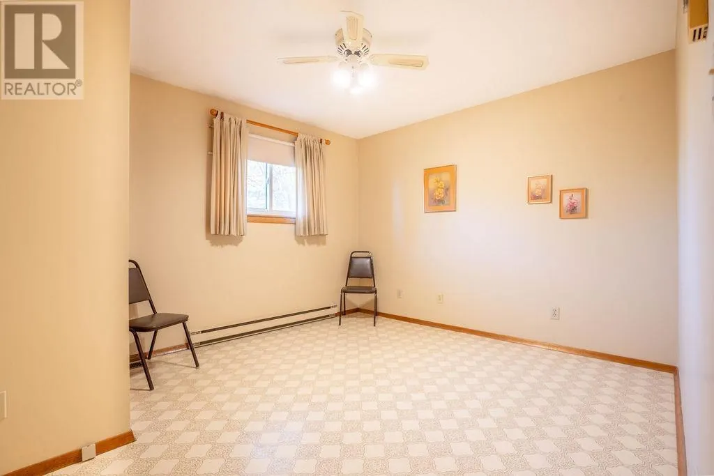 20 Admiral DR