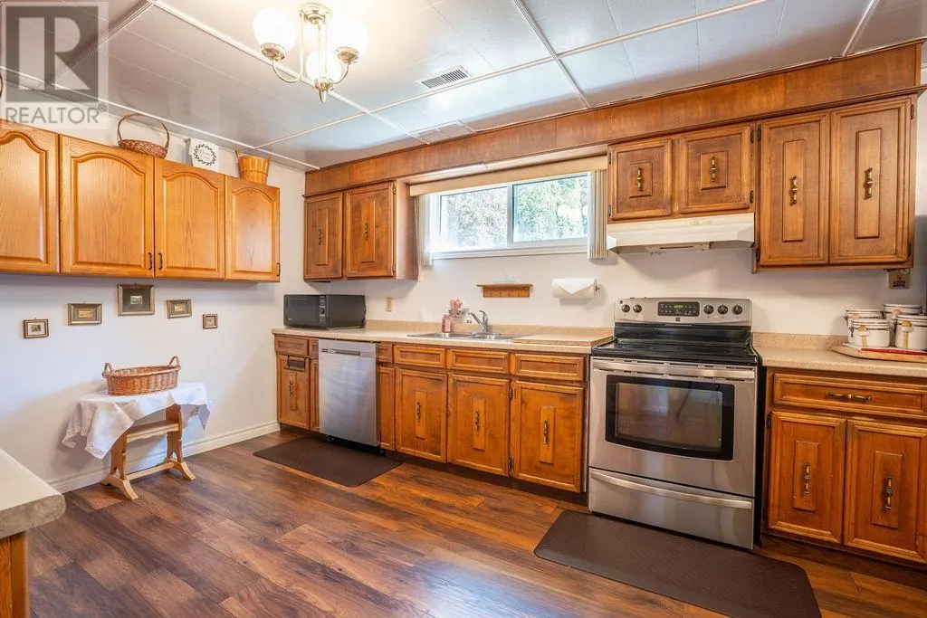 20 Admiral DR