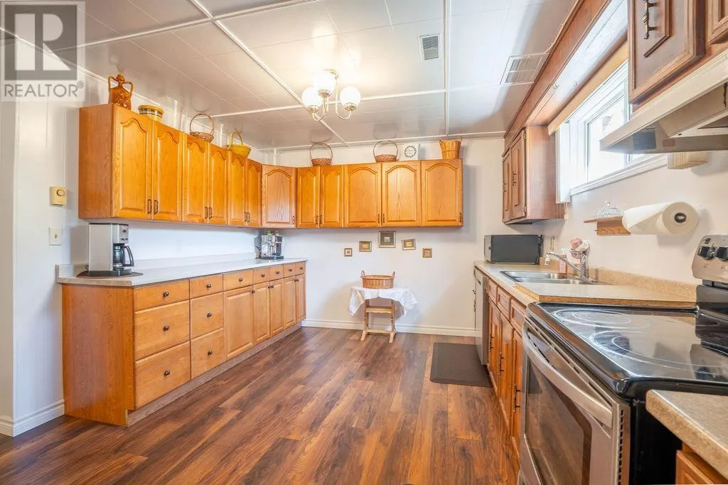 20 Admiral DR