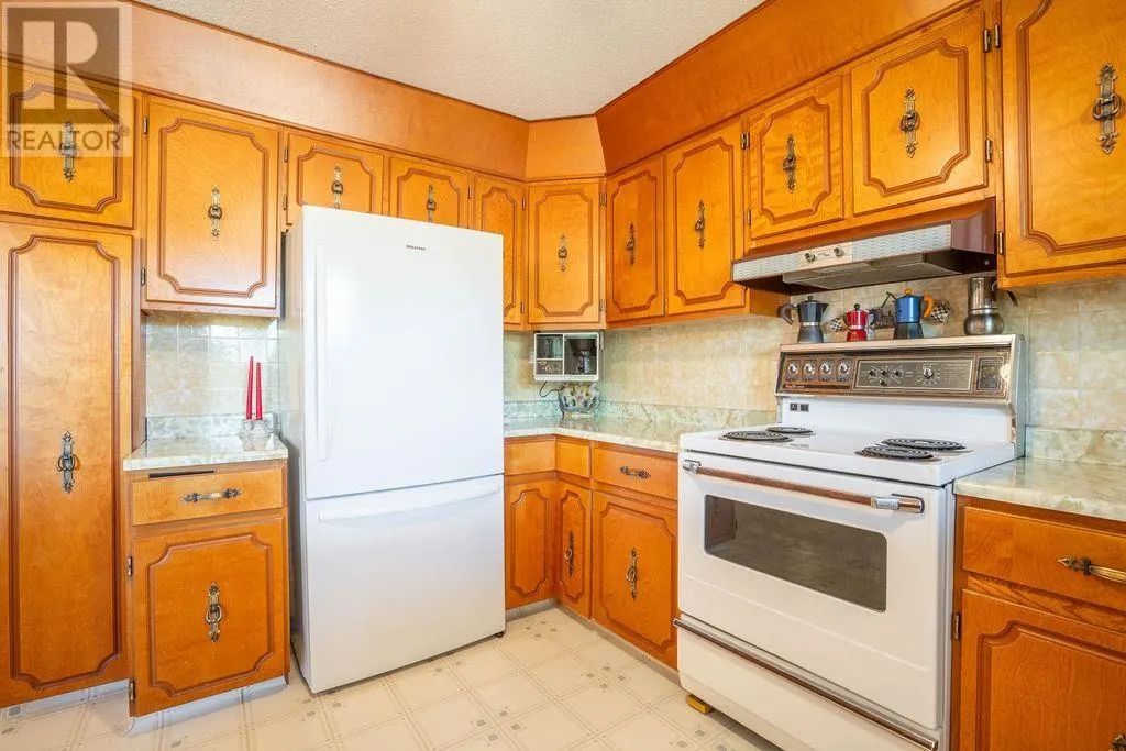 20 Admiral DR