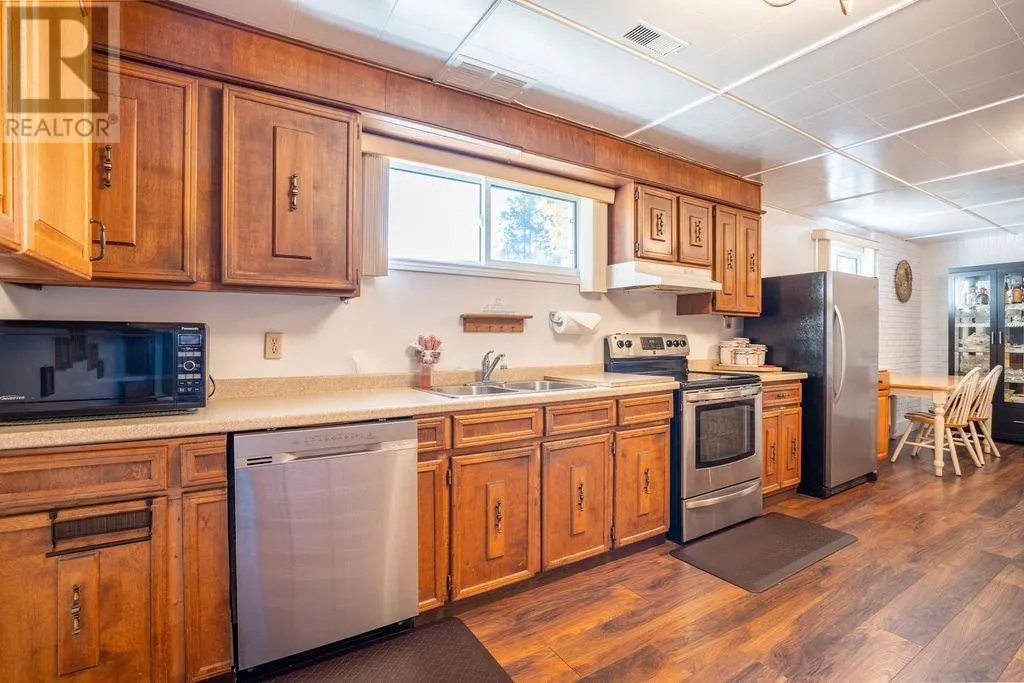 20 Admiral DR