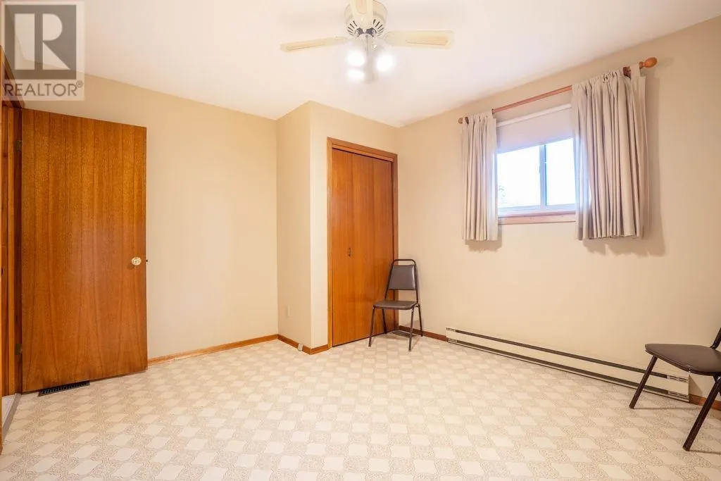 20 Admiral DR