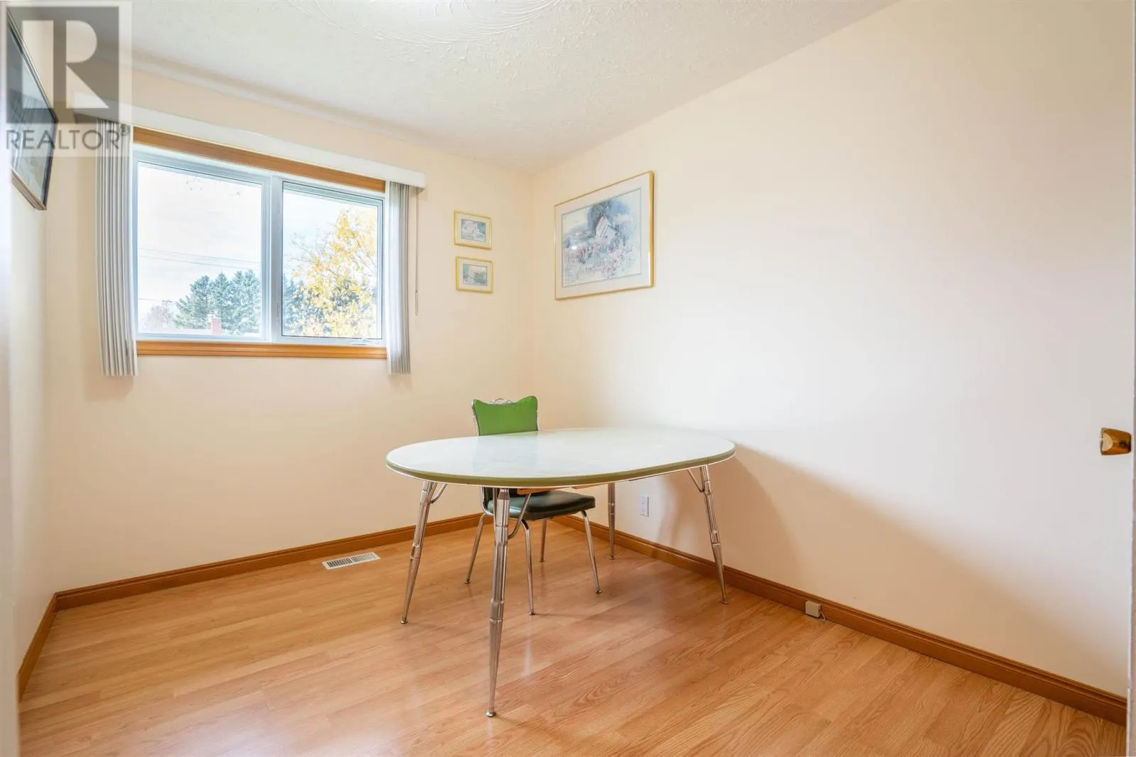 12 Arbor DR