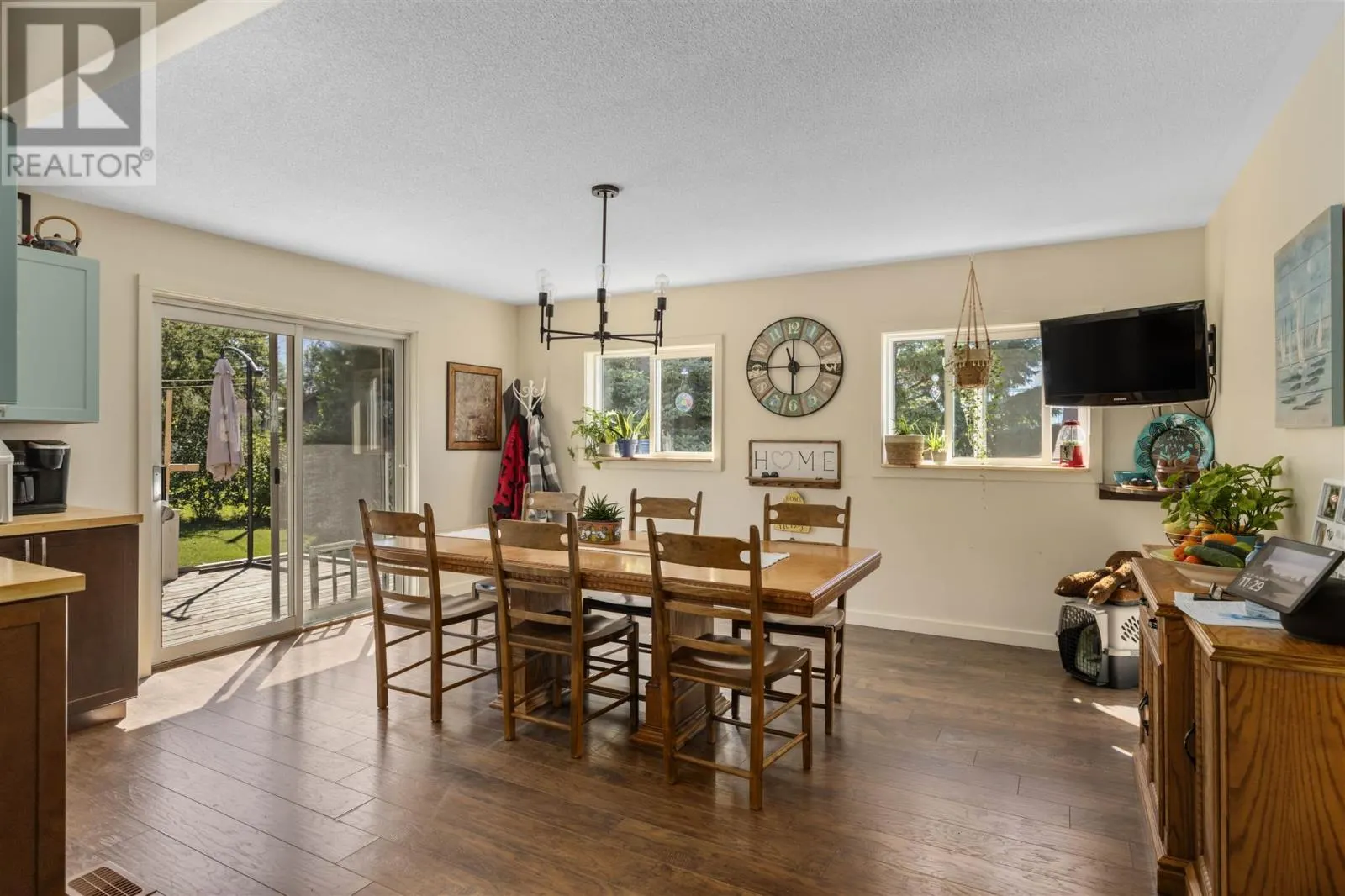 128 Sunset DR