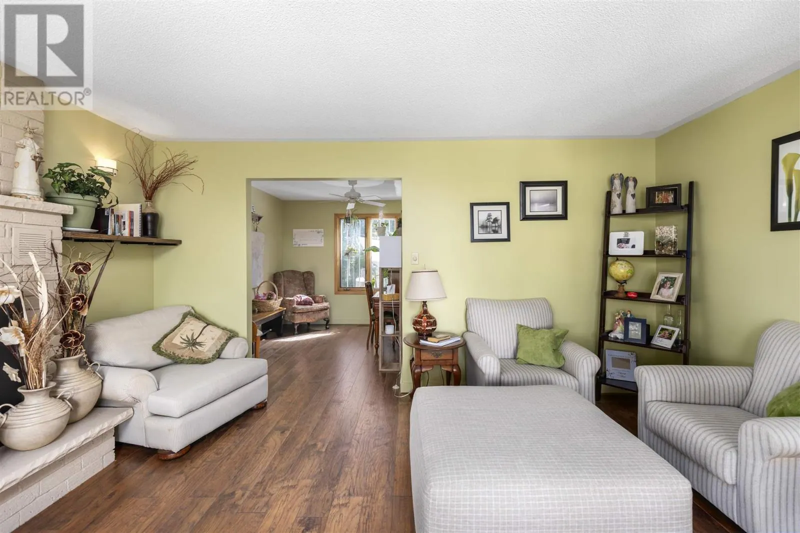 128 Sunset DR