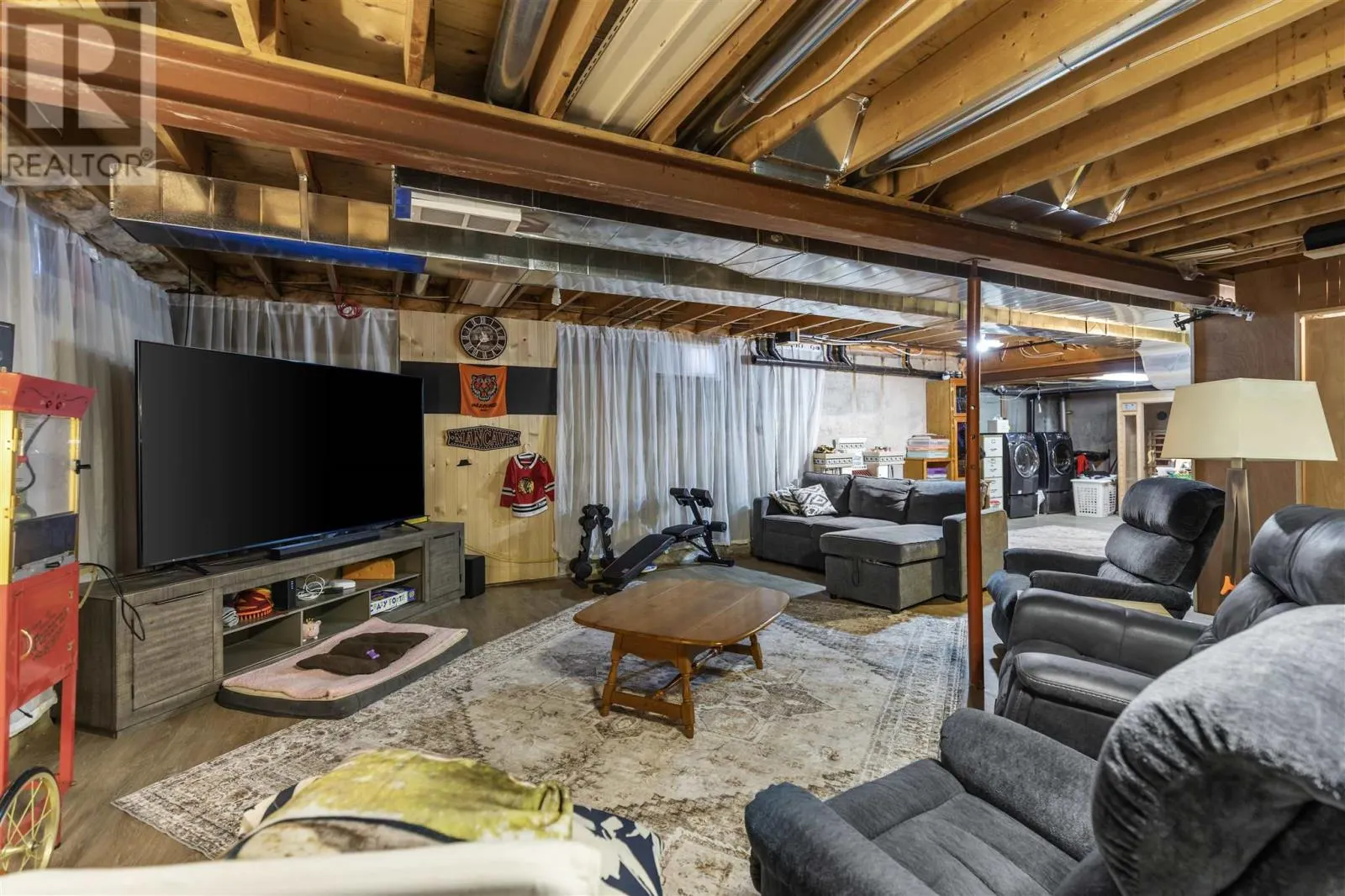 128 Sunset DR