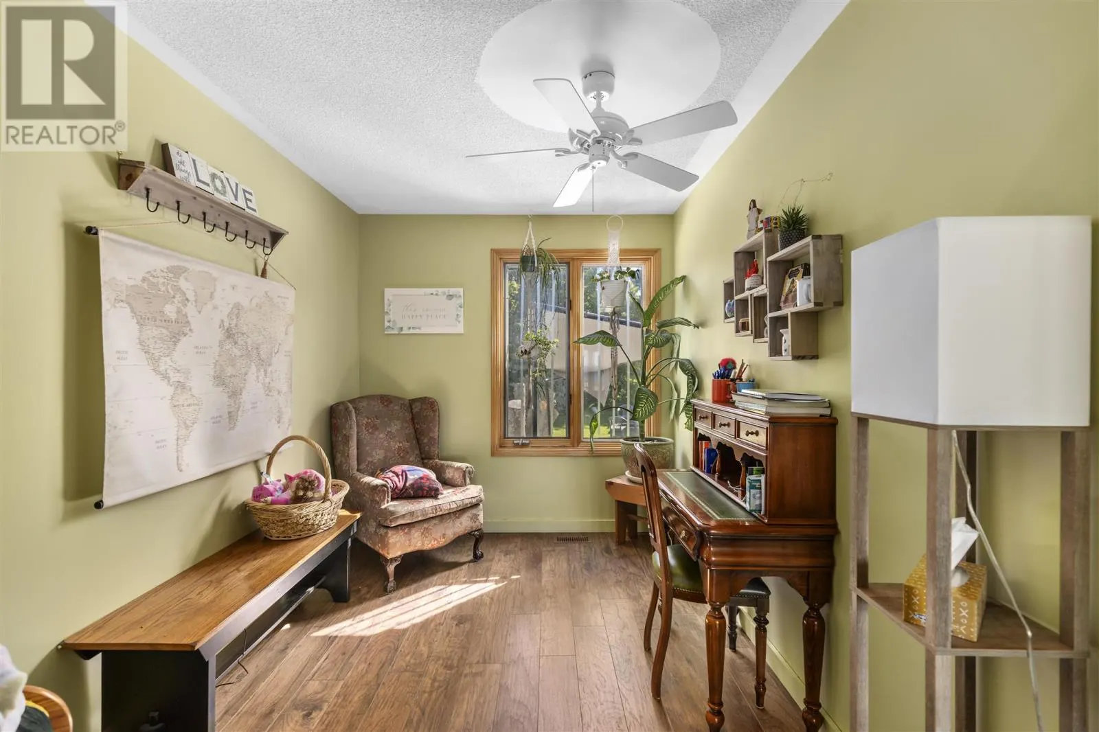 128 Sunset DR
