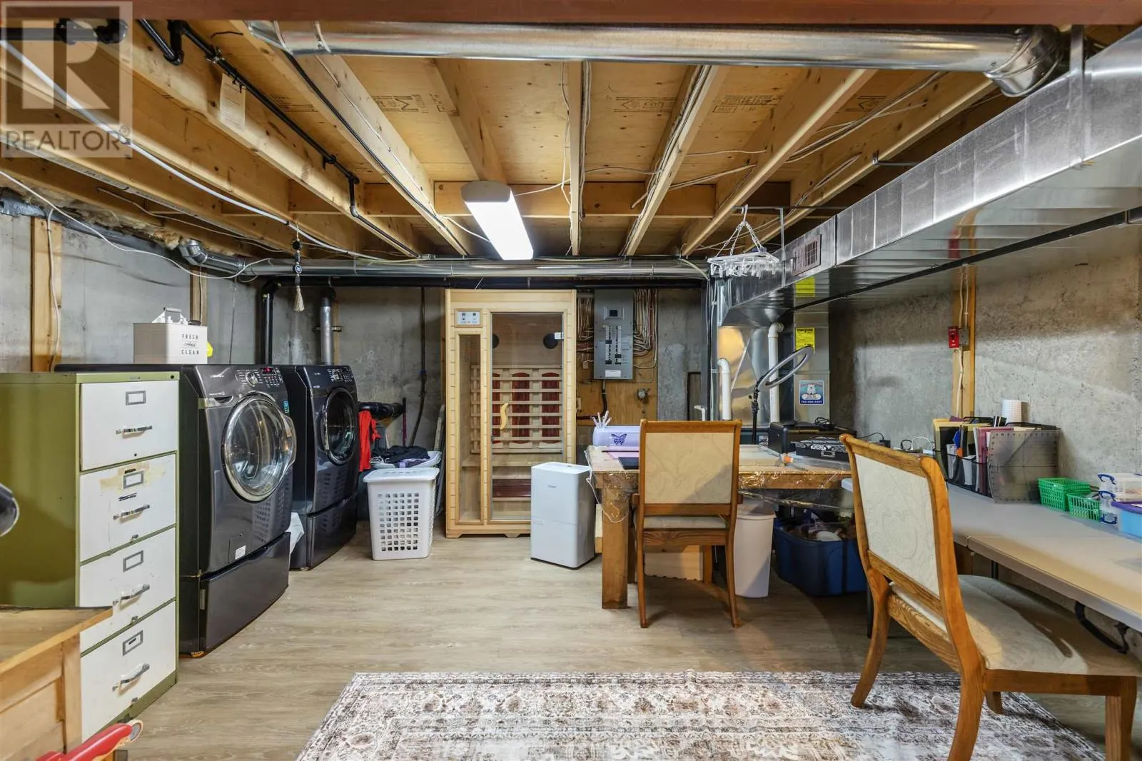 128 Sunset DR
