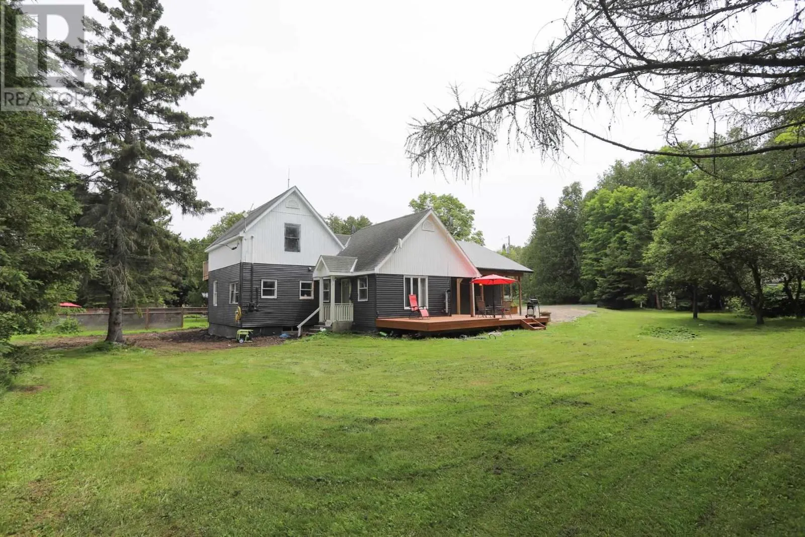 3091 Hilton RD