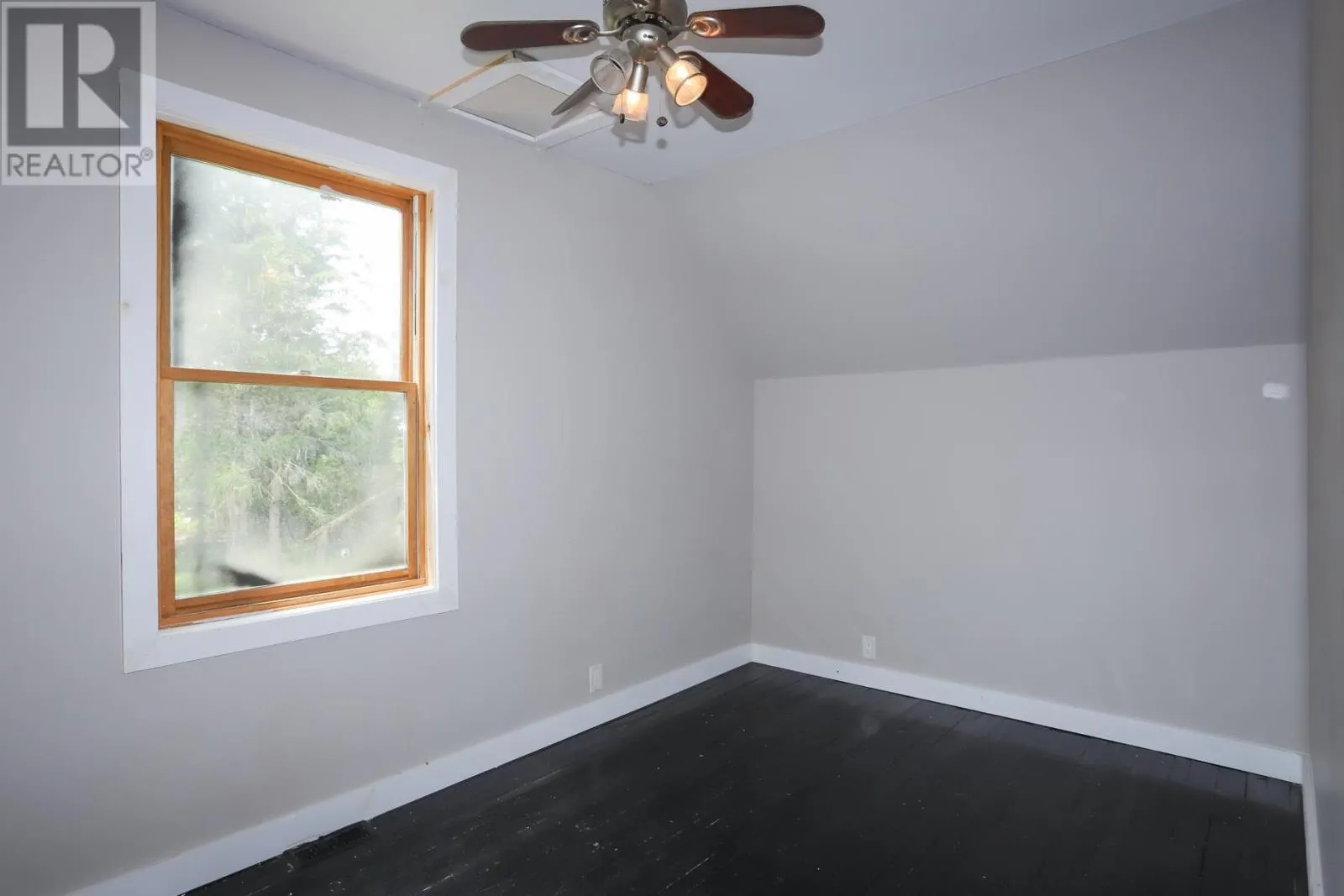 3091 Hilton RD