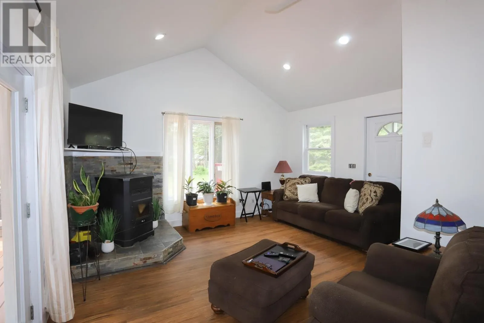 3091 Hilton RD