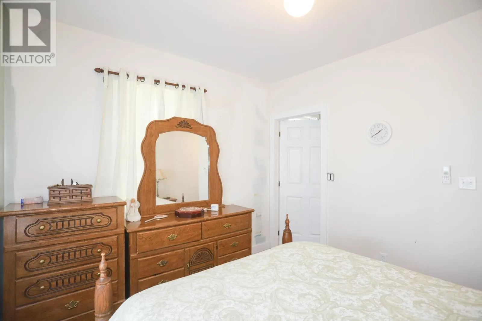 3091 Hilton RD