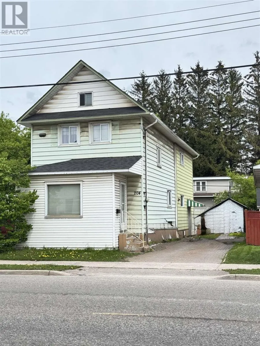 204 Goulais AVE