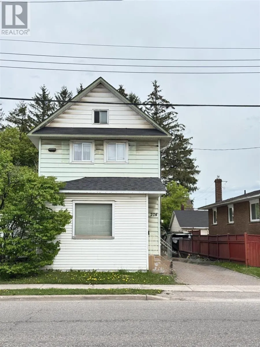 204 Goulais AVE