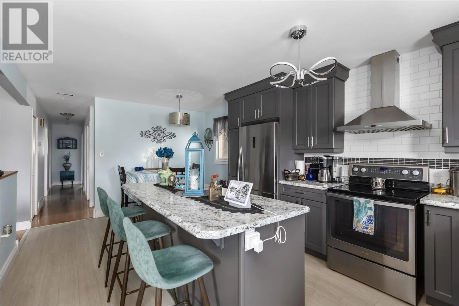 119 Parkshore DR