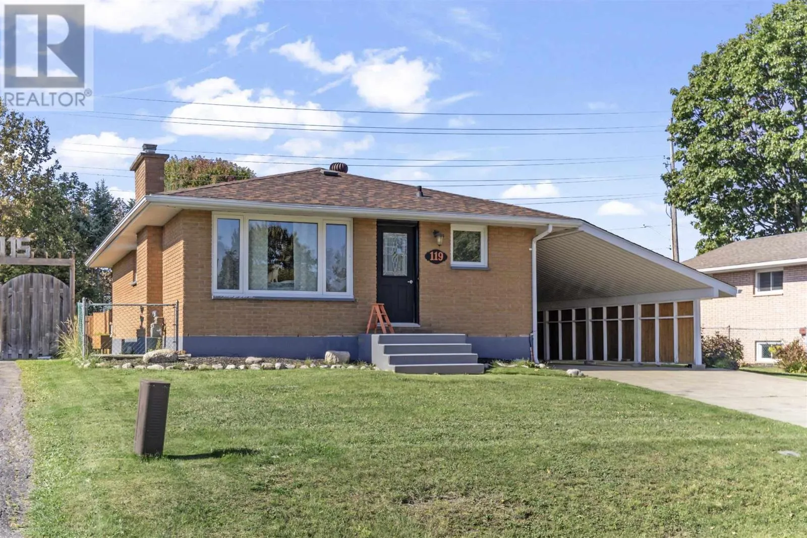 119 Parkshore DR